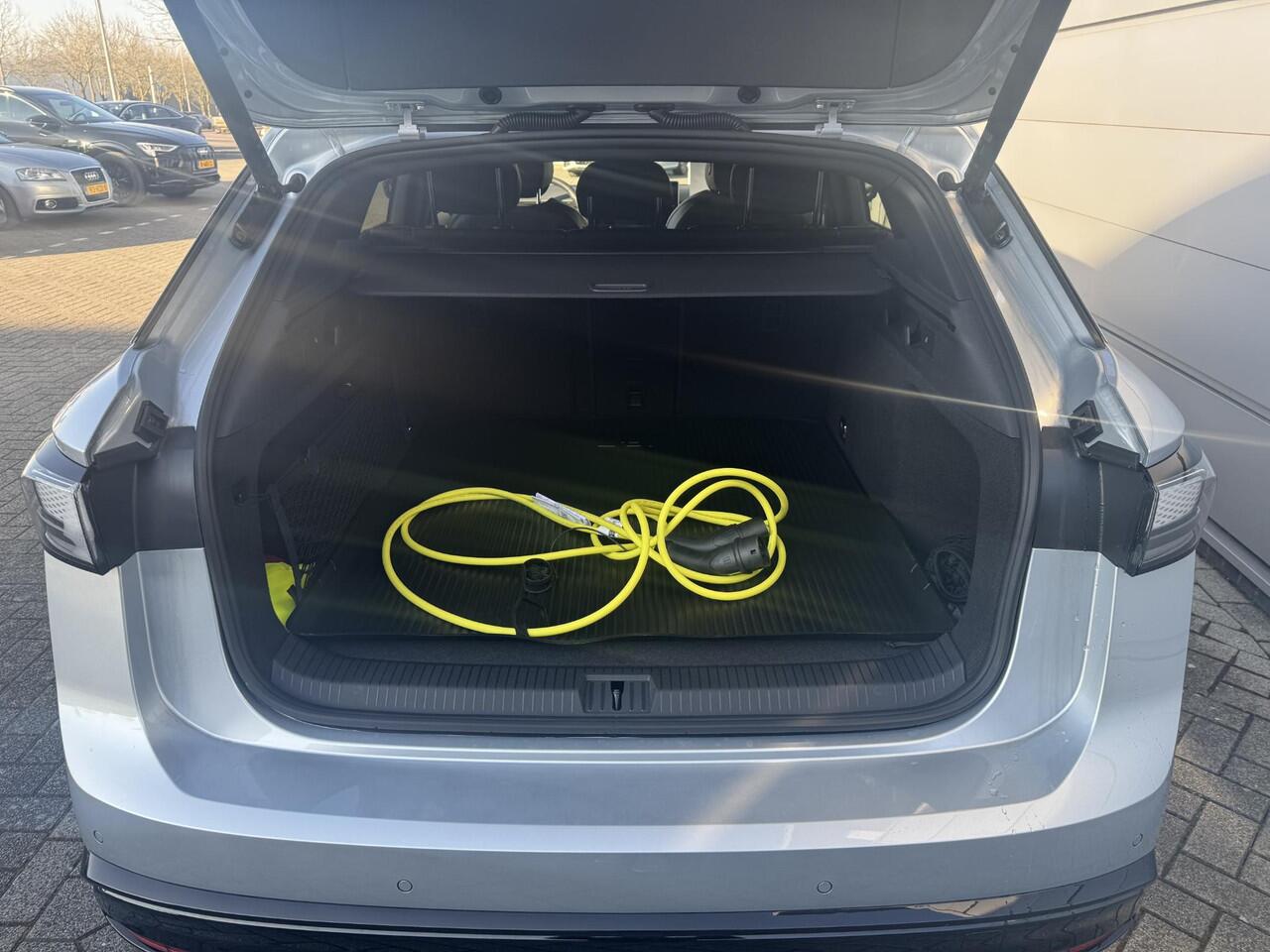 Volkswagen ID ID.7 Pro Business 77 kWh accu. 210 kW / 286 pk Variant