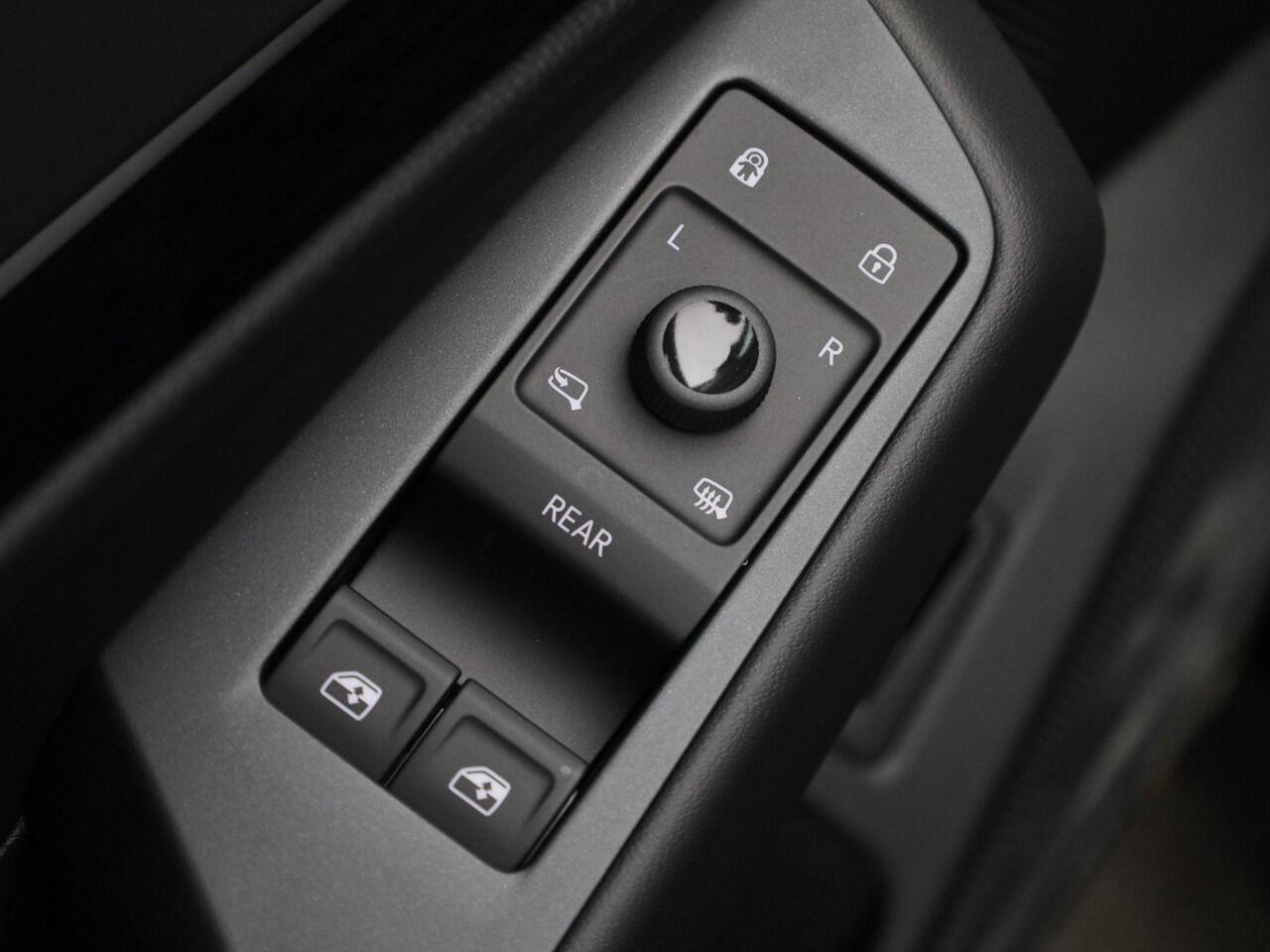 Volkswagen ID ID.7 Tourer Limited Edition 77 kWh accu 286 PK · Stuurwiel verwarmd · Multifunctioneel stuurwiel ·