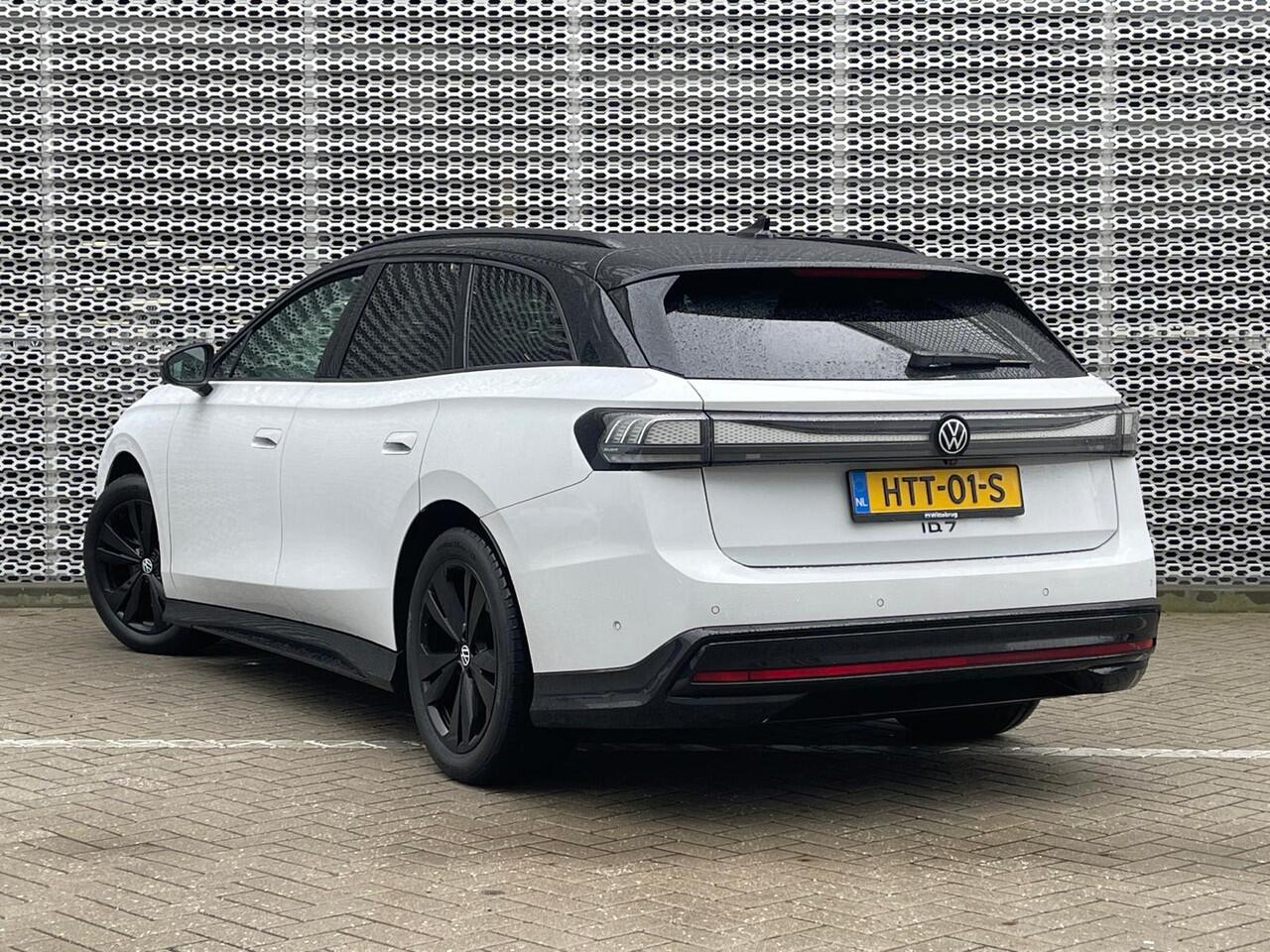 Volkswagen ID ID.7 Tourer Pro Business 286PK 77 kWh / Black Style / head-Up Display / Massage Stoelen / Matrix-Led Koplampen / 19'' LMV / VW