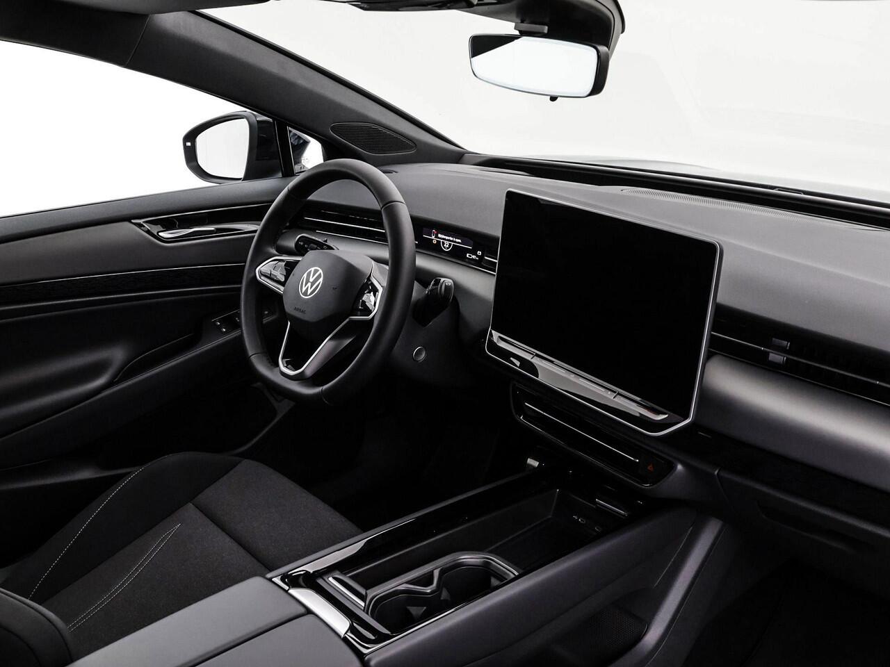 Volkswagen ID ID.7 Tourer Limited Edition 77 kWh accu 286 pk · verwarmd stuurwiel · Draadloze telefoonlader ·