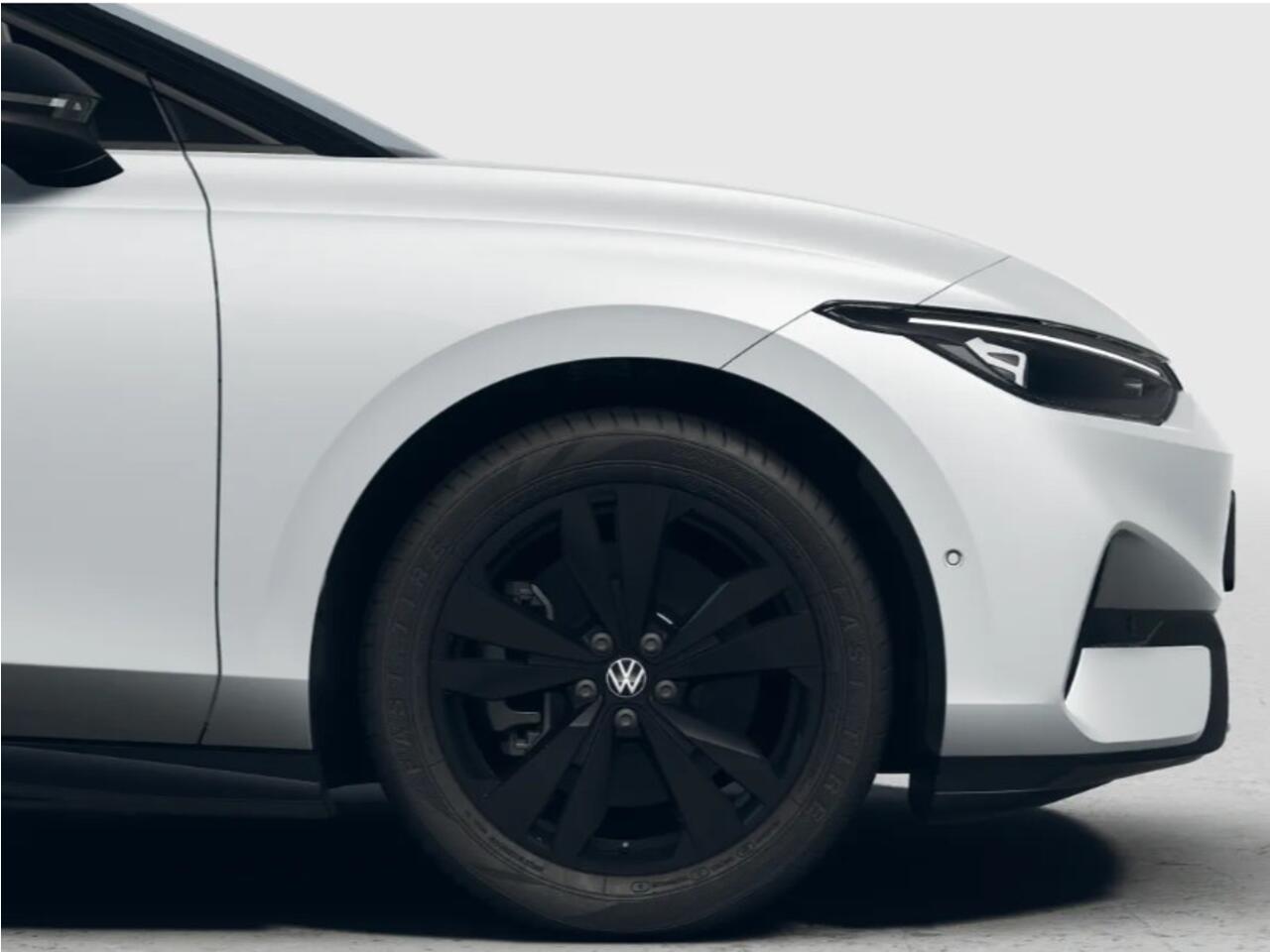 Volkswagen ID ID.7 Tourer Limited Edition 77 kWh accu 286 pk · Draadloze telefoonlader · Achteruitrijcamera · Multifunctioneel stuurwiel ·