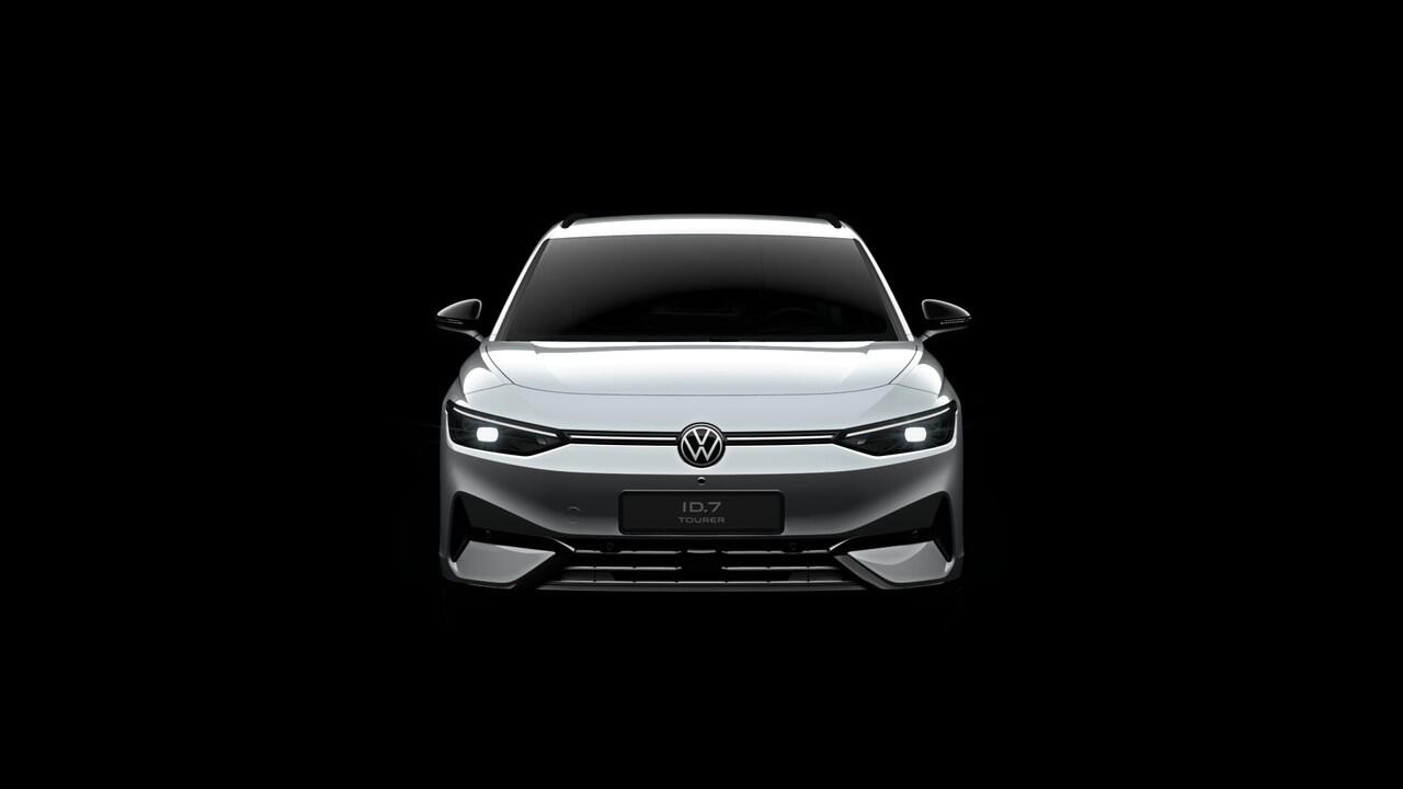 Volkswagen ID ID.7 Tourer 1st Edition | 'App-Connect' draadloze smartphone integratie | Achterbank in ongelijke delen neerklapbaar incl. middenarmsteun en doorlaadmogelijkheid | Afstandscontrolesysteem (Front Assist), met voetgangers- en fietsersherkenning