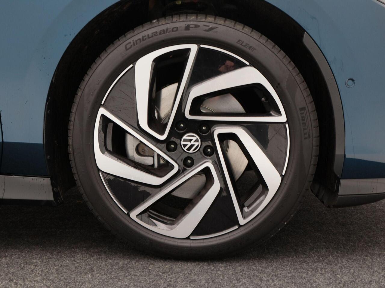Volkswagen ID ID.7 Tourer Pro Business 77 kWh 286 pk | 360 Camera | Ergonomische Voorstoelen | Stoel/Stuur Verwarming | Travel Assist | Autonome Parkeerfunctie |