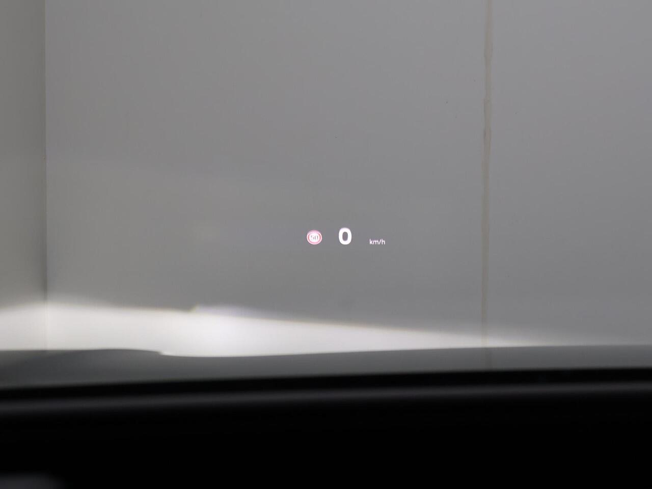 Volkswagen ID ID.7 Tourer Pro Business 77 kWh accu, 210 kW / 286 pk Variant | Head-Up display | IQ Light | 360 graden camera | Stuur & Stoelverwarming | Massage functie | Keyless entry |