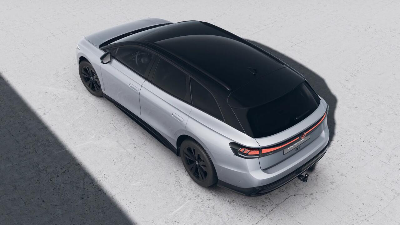 Volkswagen ID ID.7 Tourer Pro Limited Edition | Achterbank in ongelijke delen neerklapbaar incl. middenarmsteun en doorlaadmogelijkheid | Afstandscontrolesysteem (Front Assist), met voetgangers- en fietsersherkenning | Airconditioning automatisch, 2-zone (Climatronic)