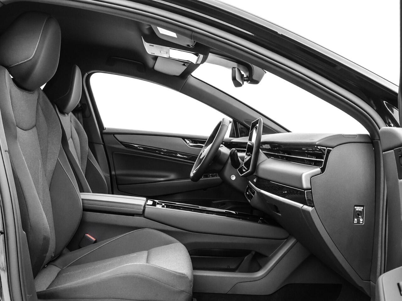 Volkswagen ID ID.7 Tourer Pro Limited Edition 77 kWh accu 286 PK · Draadloze telefoonlader · 360 camera · verwarmde voorstoelen · Prijs is inclusief inruilpremie ·