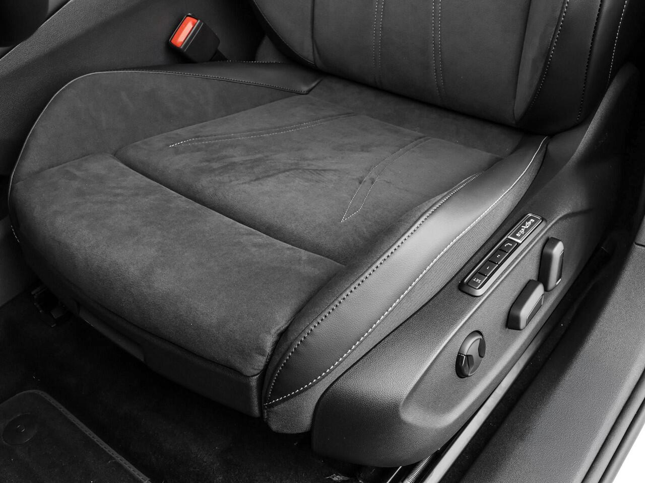 Volkswagen ID ID.7 Tourer Pro Limited Edition 77 kWh accu 286 PK PRIVATE LEASE VANAF ¤568P/M · Stuurwiel verwarmd · Draadloze telefoonlader · 360 Rondomzicht camera · Voorraad OUTLET