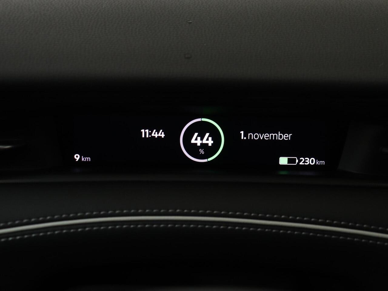 Volkswagen ID ID.7 Tourer Pro Business | Achterbank in ongelijke delen neerklapbaar incl. middenarmsteun en doorlaadmogelijkheid | Afstandscontrolesysteem (Front Assist), met voetgangers- en fietsersherkenning | Automatische afstandsregeling (Adaptive Cruise Control)