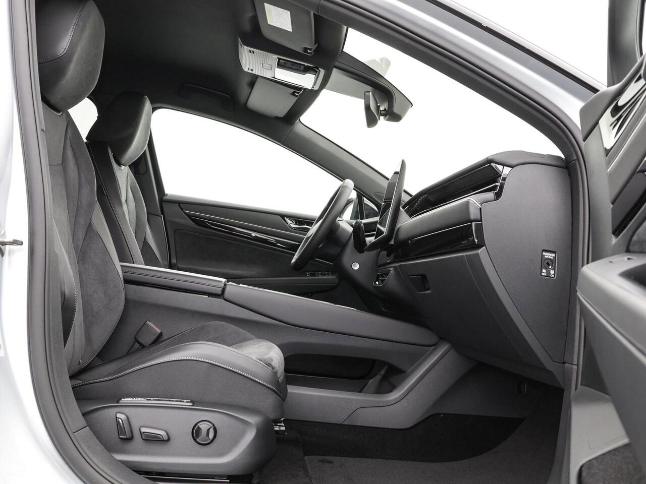 Volkswagen ID ID.7 Tourer Pro Limited Edition 77 kWh accu 286 PK · Draadloze telefoonlader · 360 camera · verwarmde voorstoelen · Trekhaak inklapbaar, met elektrische ontgrendeling ·