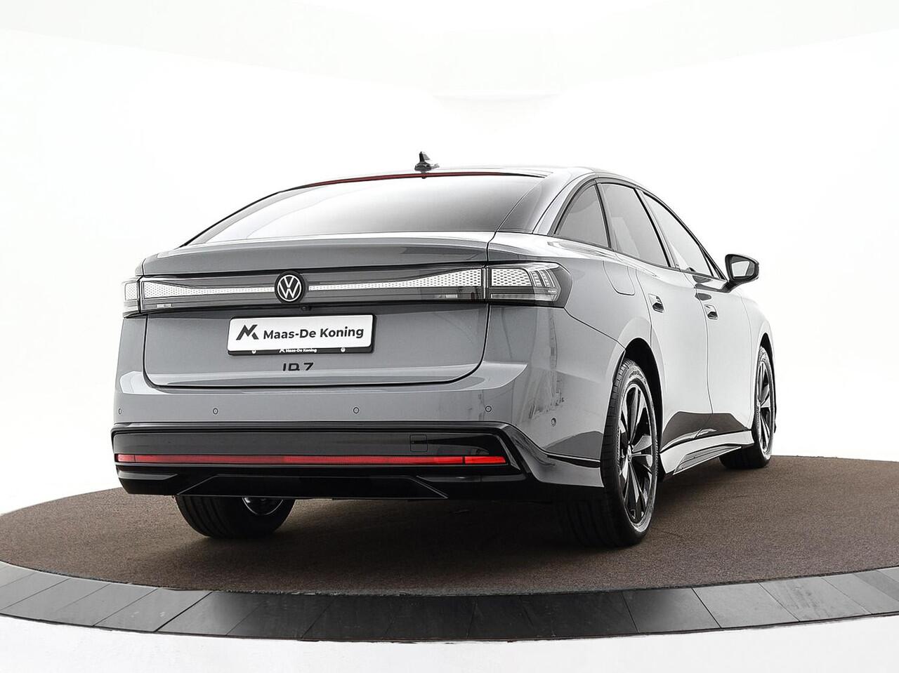 Volkswagen ID ID.7 Pro Limited Edition 77 kWh accu 286 pk · Achteruitrijcamera · Draadloze telefoonverbinding ·