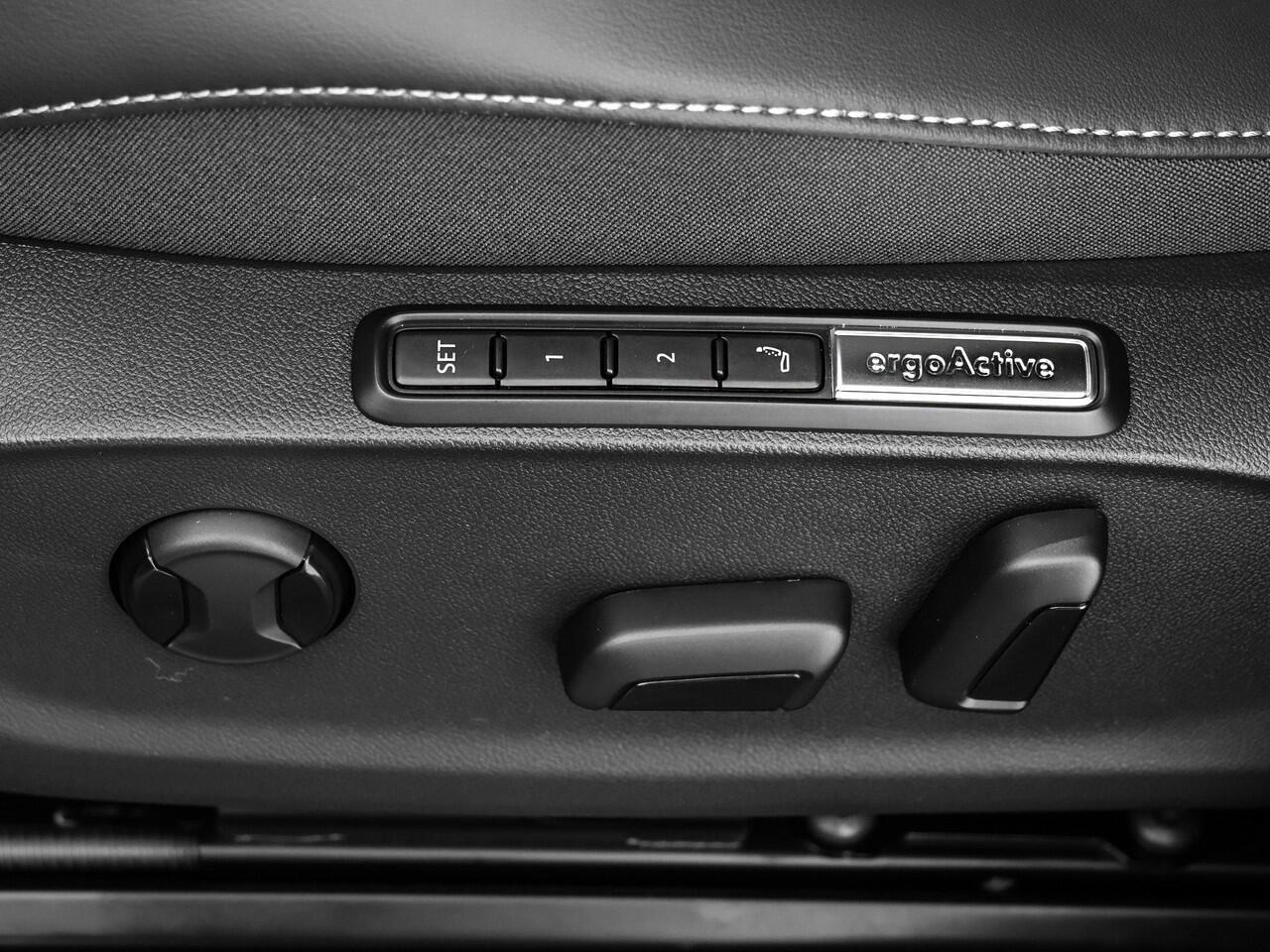 Volkswagen ID ID.7 Pro Limited Edition 77 kWh accu 286 pk · Trekhaak inklapbaar, met elektrische ontgrendeling ·