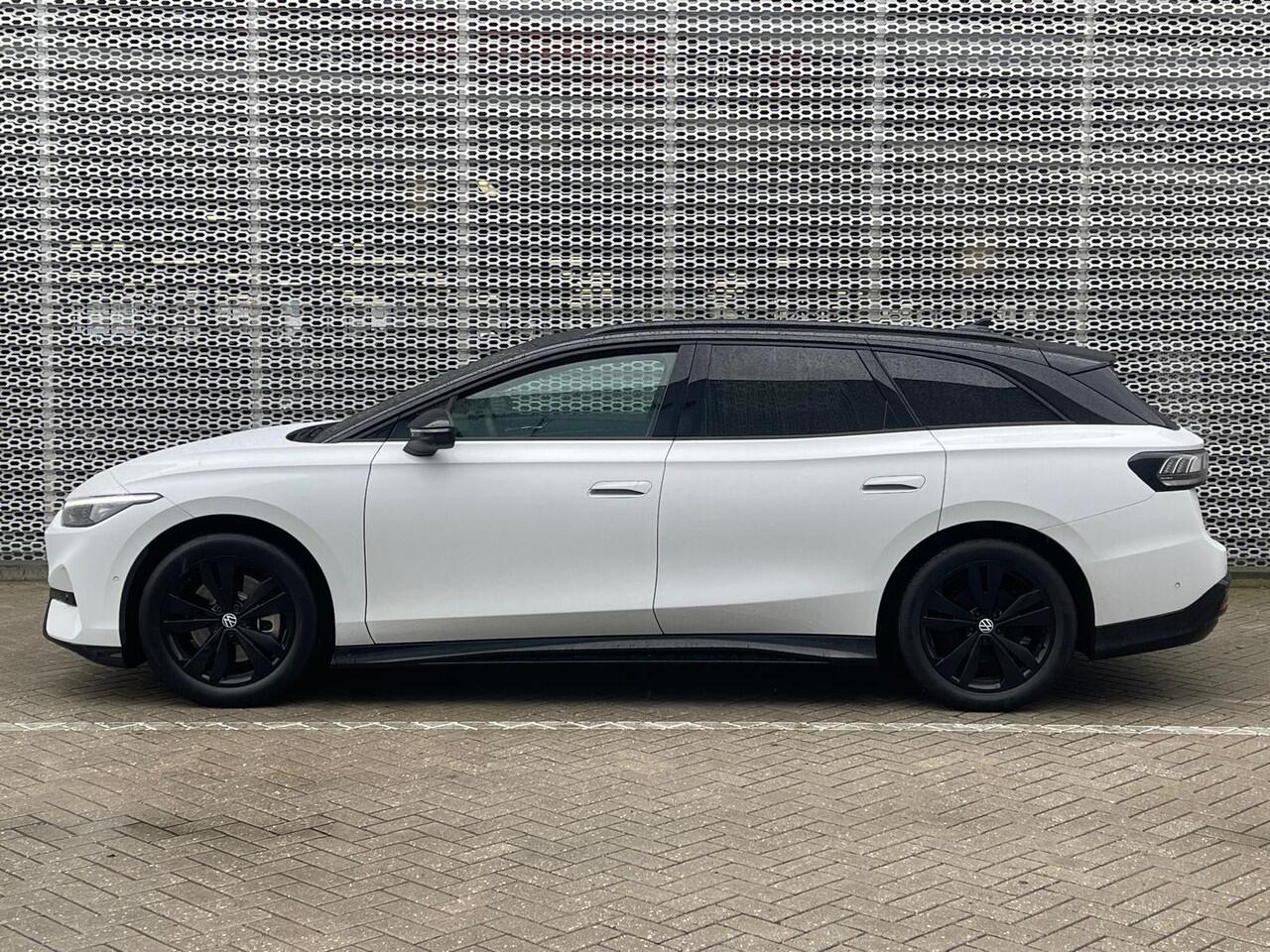 Volkswagen ID ID.7 Tourer Pro Business 286PK 77 kWh / Black Style / head-Up Display / Massage Stoelen / Matrix-Led Koplampen / 19'' LMV / VW