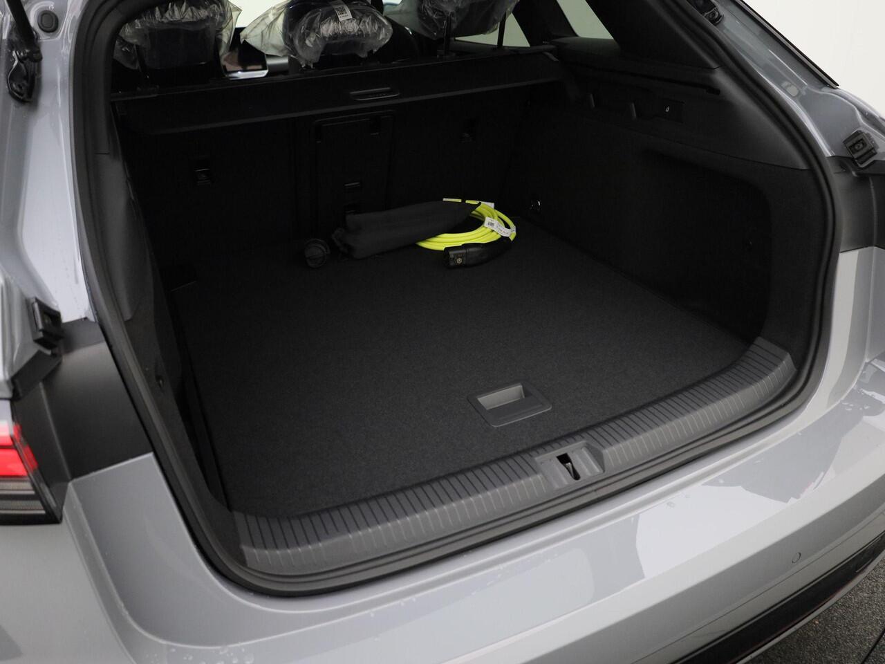 Volkswagen ID ID.7 Tourer Limited Edition 77 kWh accu 286 PK · Stuurwiel verwarmd · Multifunctioneel stuurwiel · Prijs is inclusief inruilpremie ·