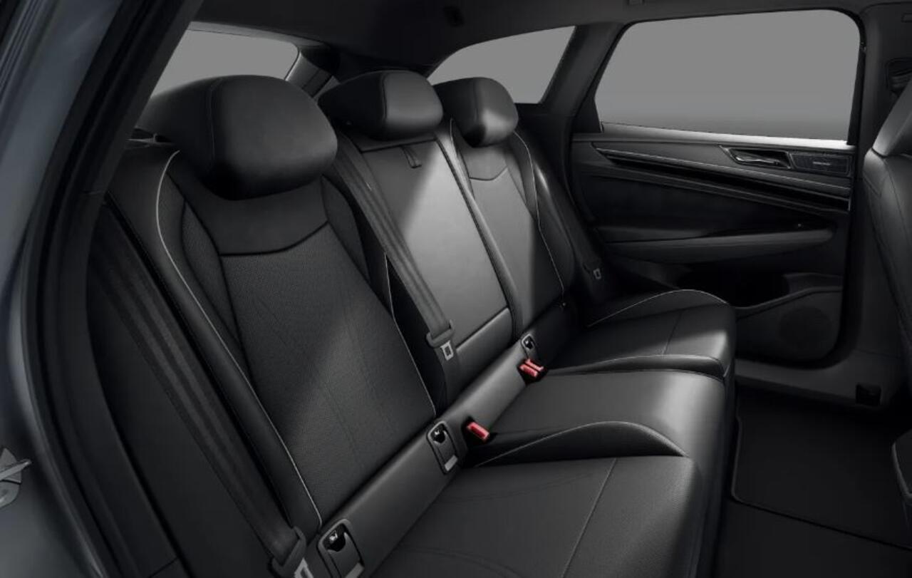 Volkswagen ID ID.7 Tourer Pro Limited Edition 77 kWh !!!Profiteer ook van ¤ 2.000 inruilpremie!!!