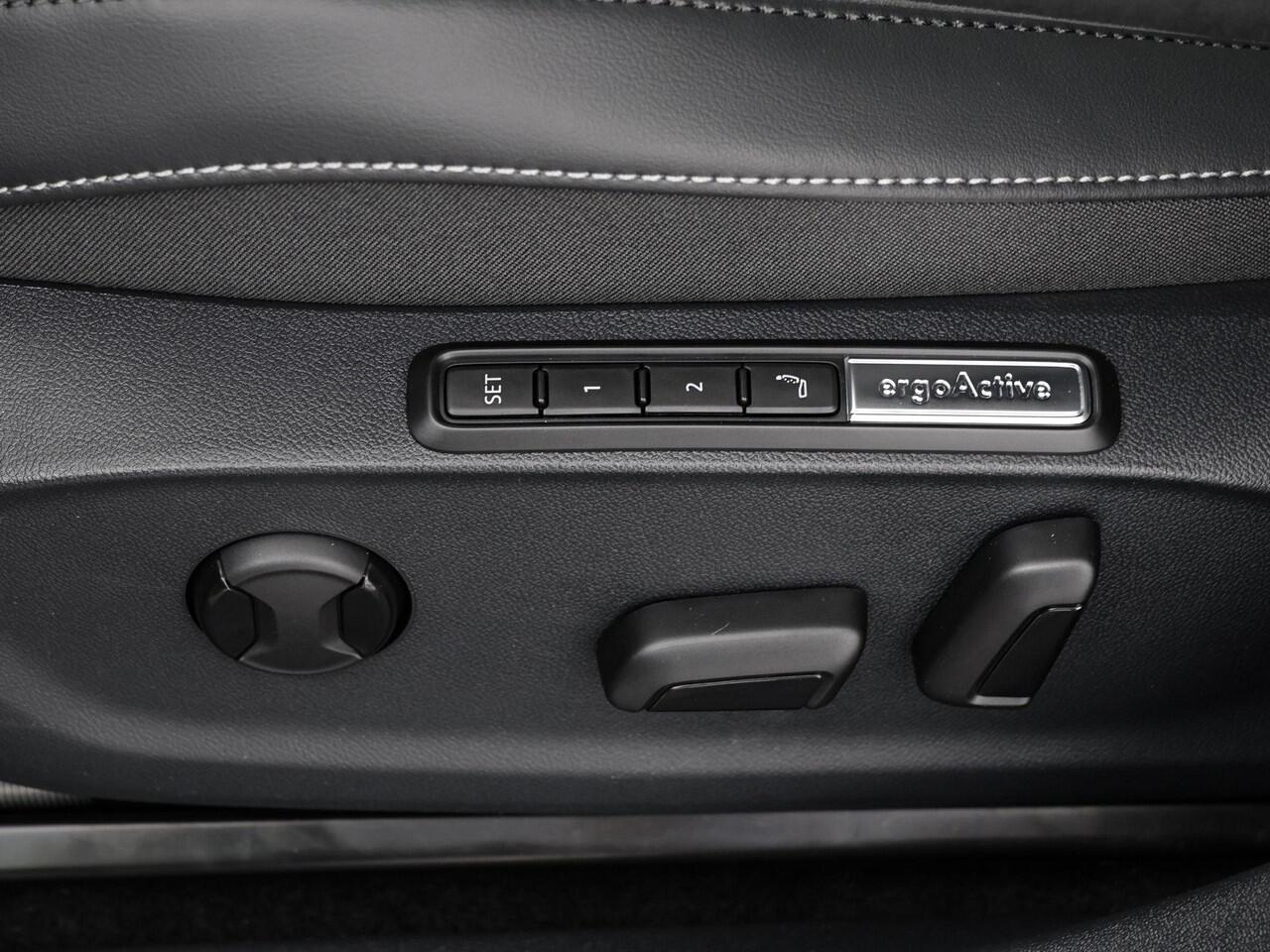 Volkswagen ID ID.7 Tourer Pro Limited Edition 77 kWh accu 286 PK · Draadloze telefoonlader · 360 camera · verwarmde voorstoelen · Trekhaak inklapbaar, met elektrische ontgrendeling · Prijs is inclusief inruilpremie ·