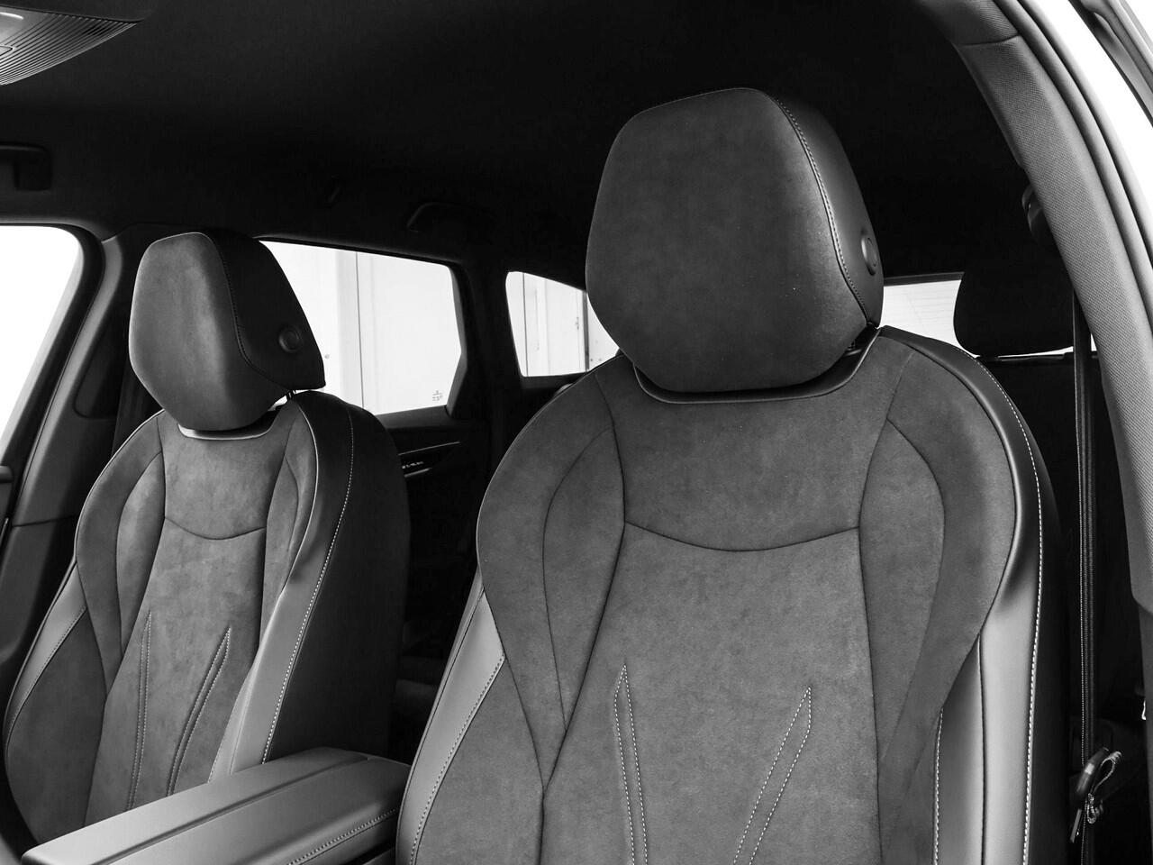 Volkswagen ID ID.7 Tourer Pro Limited Edition 77 kWh accu 286 PK PRIVATE LEASE VANAF ¤568P/M · Stuurwiel verwarmd · Draadloze telefoonlader · 360 Rondomzicht camera · Voorraad OUTLET