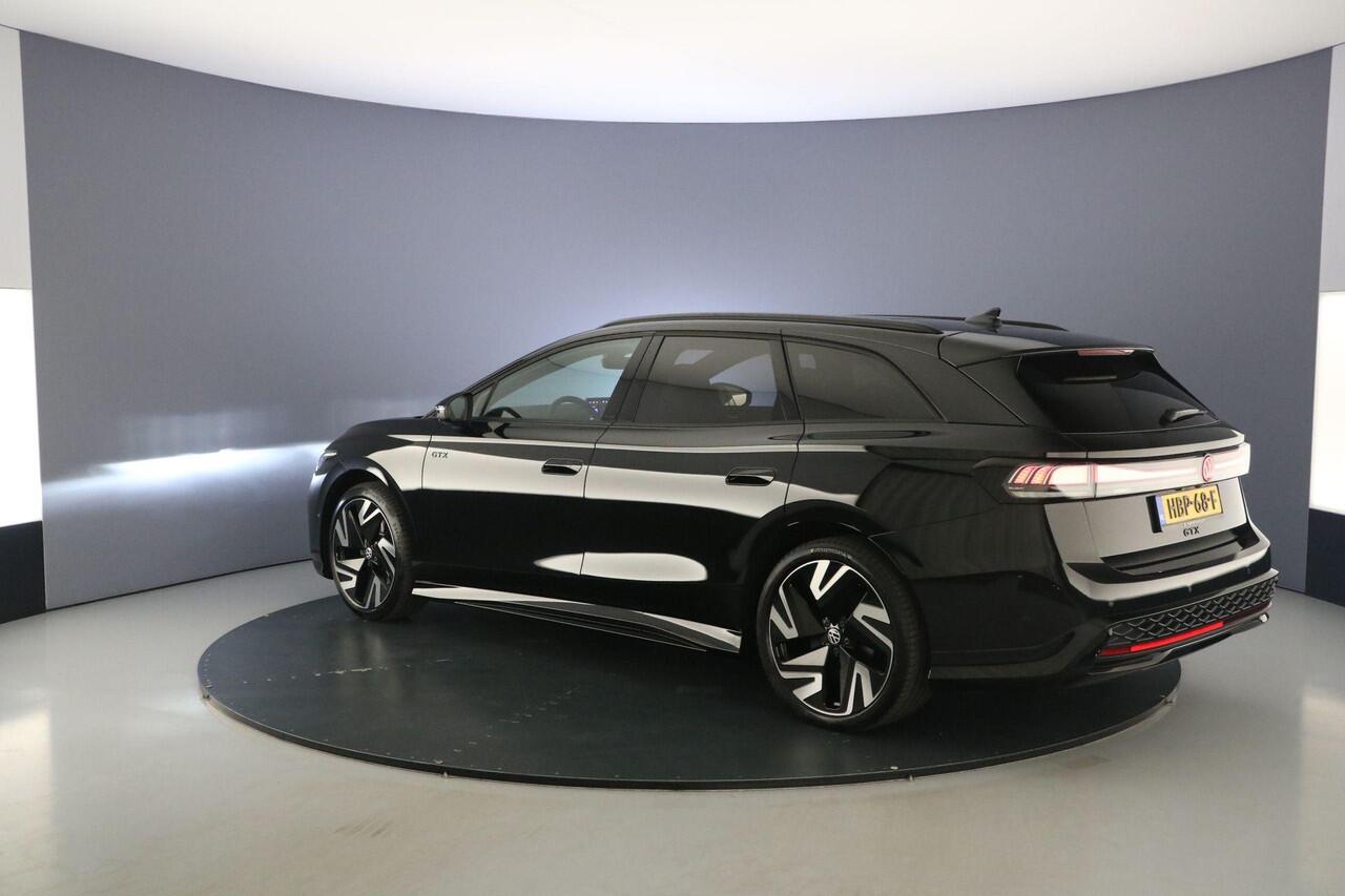 Volkswagen ID ID.7 Tourer GTX Business 340pk Automaat Trekhaak, Panoramadak, Adaptive cruise control, Harman Kardon audio, 360 camera, Elektrische achterklep, Achteruitrijcamera