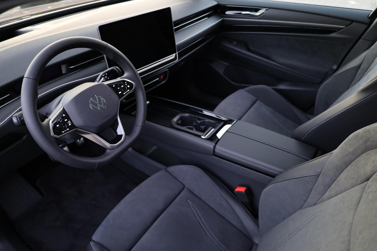 Volkswagen ID ID.7 Tourer Pro S Limited Edition 86 kWh 286PK / 210kW LED Matrix IQ.Light, 360º camera, panoramadak, verwarmbare voorstoelen met massagefunctie en geheugen, Apple Carplay & Android Auto, head-up display, dodehoekdetectie (Side Assist), draadloos telefoon