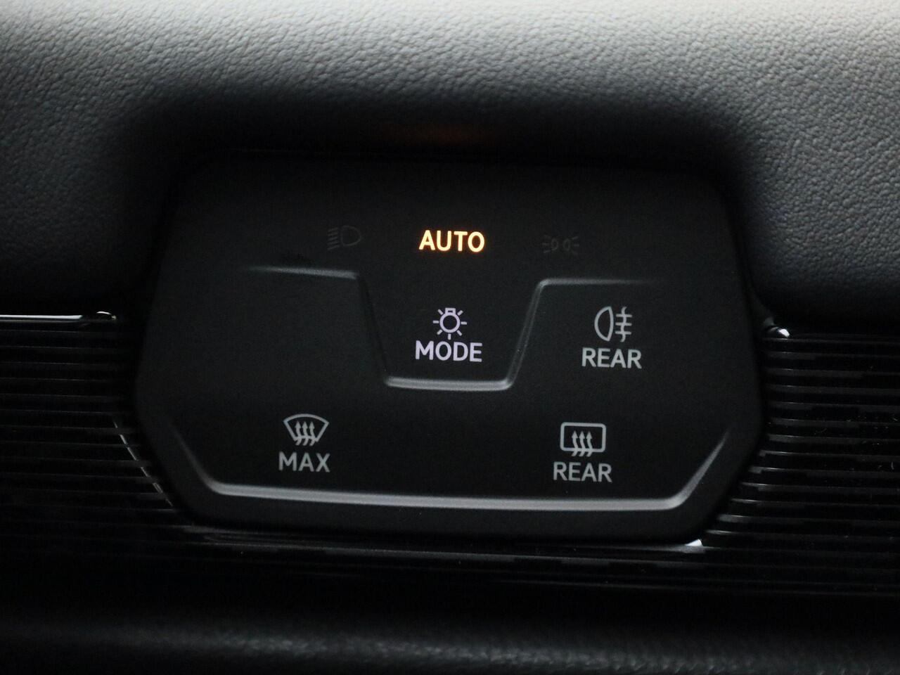 Volkswagen ID ID.7 Tourer Limited Edition 77 kWh accu 286 PK · Stuurwiel verwarmd · Multifunctioneel stuurwiel · Prijs is inclusief inruilpremie ·