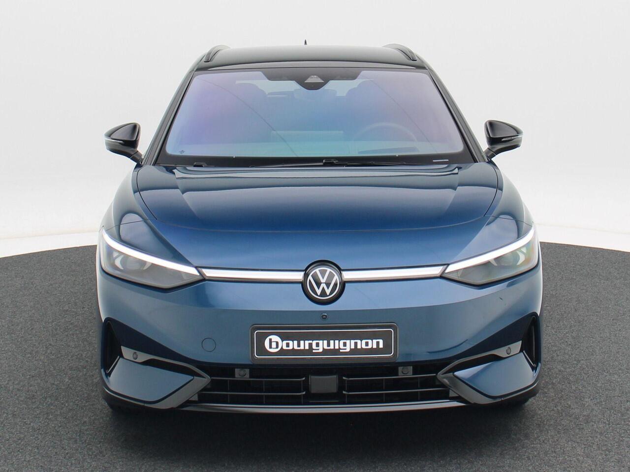 Volkswagen ID ID.7 Tourer Pro Limited Edition 77 kWh 286 pk | Massage Stoelen | Head-Up Display | Trekhaak | 360 Camera | Elektrische Stoelen | Elektrische Achterklep |