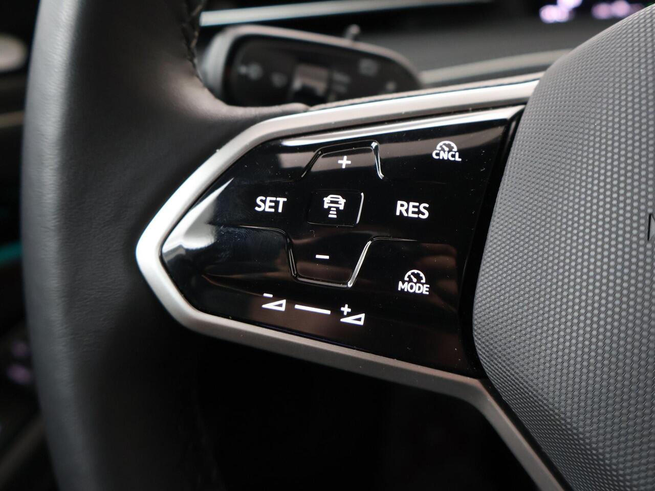Volkswagen ID ID.7 Pro Business 77 kWh accu, 210 kW / 286 pk | 17% bijtelling | Head-Up display | IQ Light | 360 graden camera | Stuur & Stoelverwarming | Massage functie | Keyless entry |