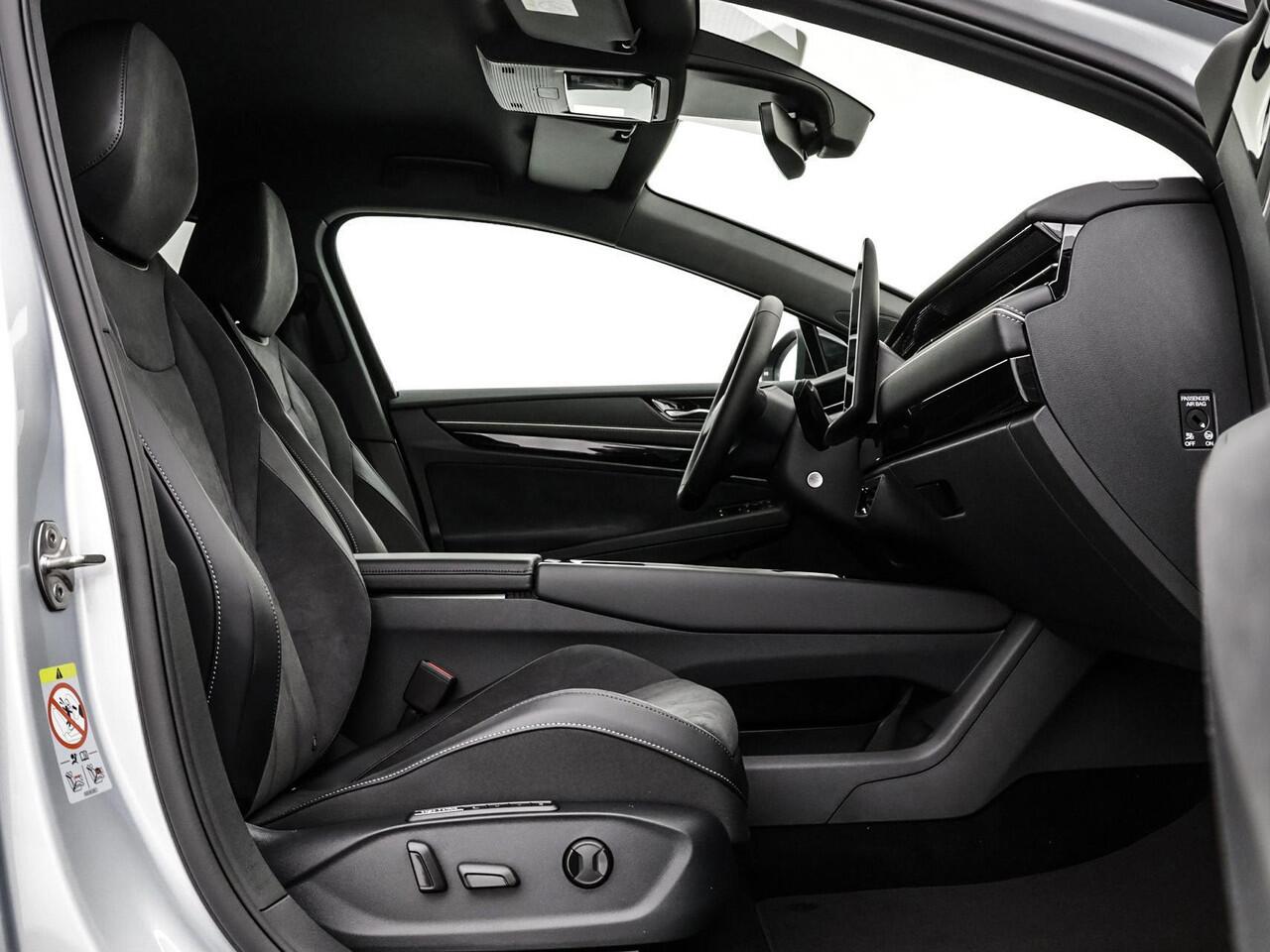 Volkswagen ID ID.7 Tourer Pro Limited Edition 77 kWh accu 286PK · verwarmd stuurwiel · Draadloze telefoonlader ·