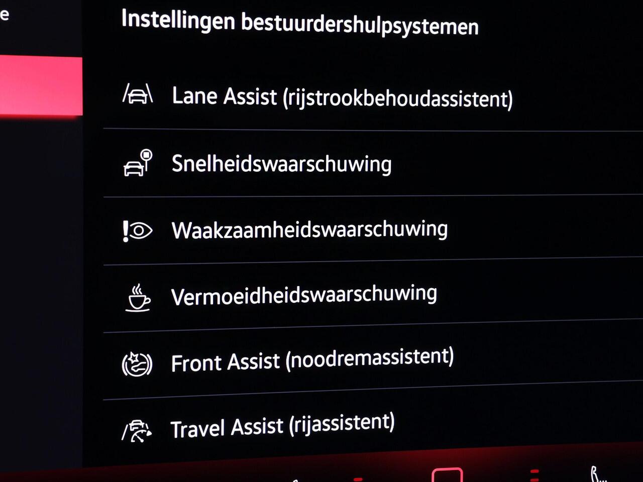 Volkswagen ID ID.7 Tourer Pro Limited Edition 77 kWh accu 286 PK · Draadloze telefoonlader · 360 camera · verwarmde voorstoelen · Trekhaak inklapbaar, met elektrische ontgrendeling ·