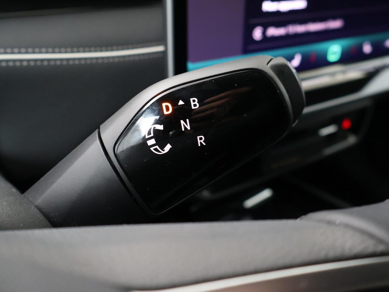 Volkswagen ID ID.7 Tourer Pro Business 77 kWh accu, 210 kW / 286 pk Variant | Head-Up display | IQ Light | 360 graden camera | Stuur & Stoelverwarming | Massage functie | Keyless entry |