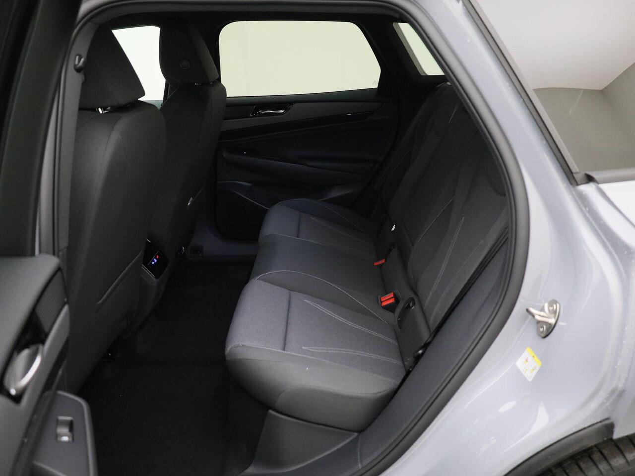 Volkswagen ID ID.7 Tourer Limited Edition 77 kWh accu 286 PK · Stuurwiel verwarmd · Multifunctioneel stuurwiel · Prijs is inclusief inruilpremie ·