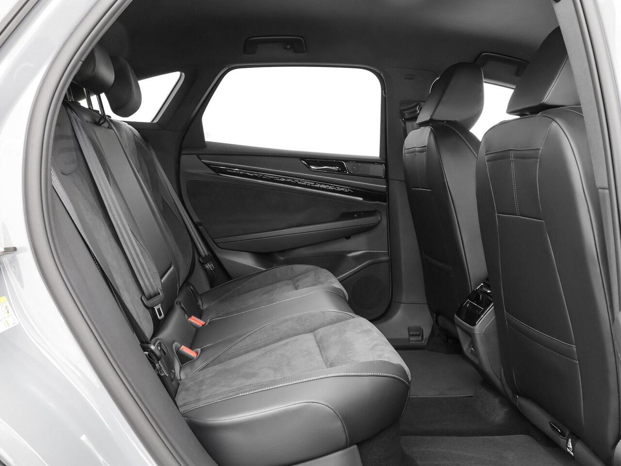 Volkswagen ID ID.7 Pro Limited Edition 77 kWh accu 286 pk · Achteruitrijcamera · Draadloze telefoonverbinding ·