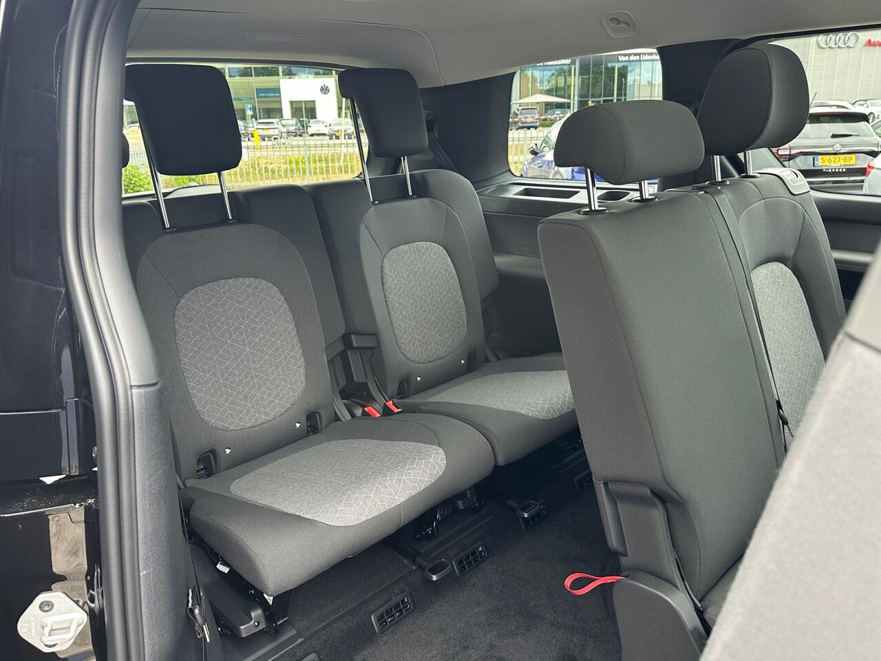 Volkswagen ID. Buzz Pro Bulli 86 kWh 286pk LWB 7p. Panoramadak / Demonstratieauto