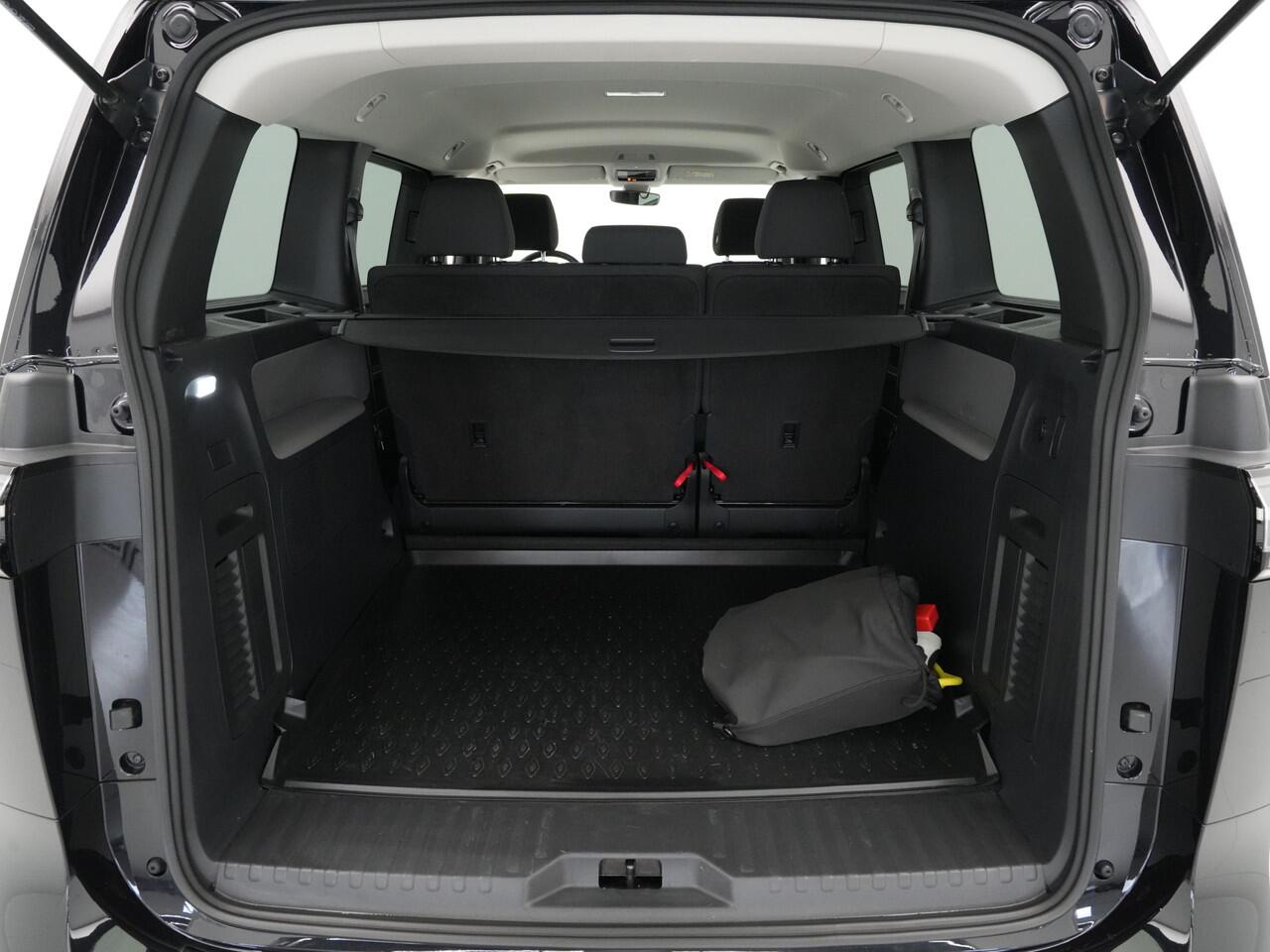 Volkswagen ID. Buzz 1st 77kWh 204pk Navigatie Camera Acc Carplay