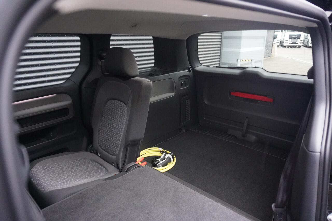 Volkswagen ID. Buzz Pro Advantage 204 pk, Stoelverwarming voor, elektrische voorruitverwarming, 19" lichtmetalen velgen, navigatie, LED matrix koplampen