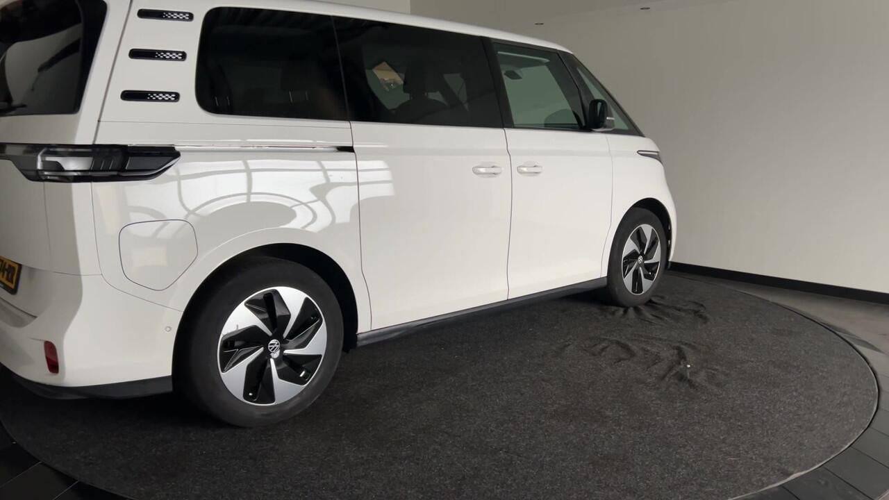 Volkswagen ID. Buzz Pro 77kWh | 19" Tilburg Velgen | Park Assist | LED | Camera | Schuifdeuren Links & Rechts