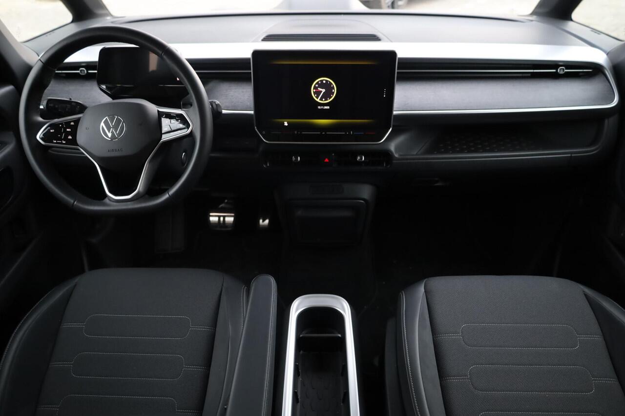 Volkswagen ID. Buzz Pro Bulli 86 kWh LWB 7p. 286PK / 210kW, 7 persoons, warmtepomp, LED Matrix IQ.Light, rondomzichtcamera, Keyless Entry & Go, Apple Carplay & Android Auto, dynamische grootlichtassistent, adaptive cruise control met Stop&Go (ACC), verwarmbare voorruit, park