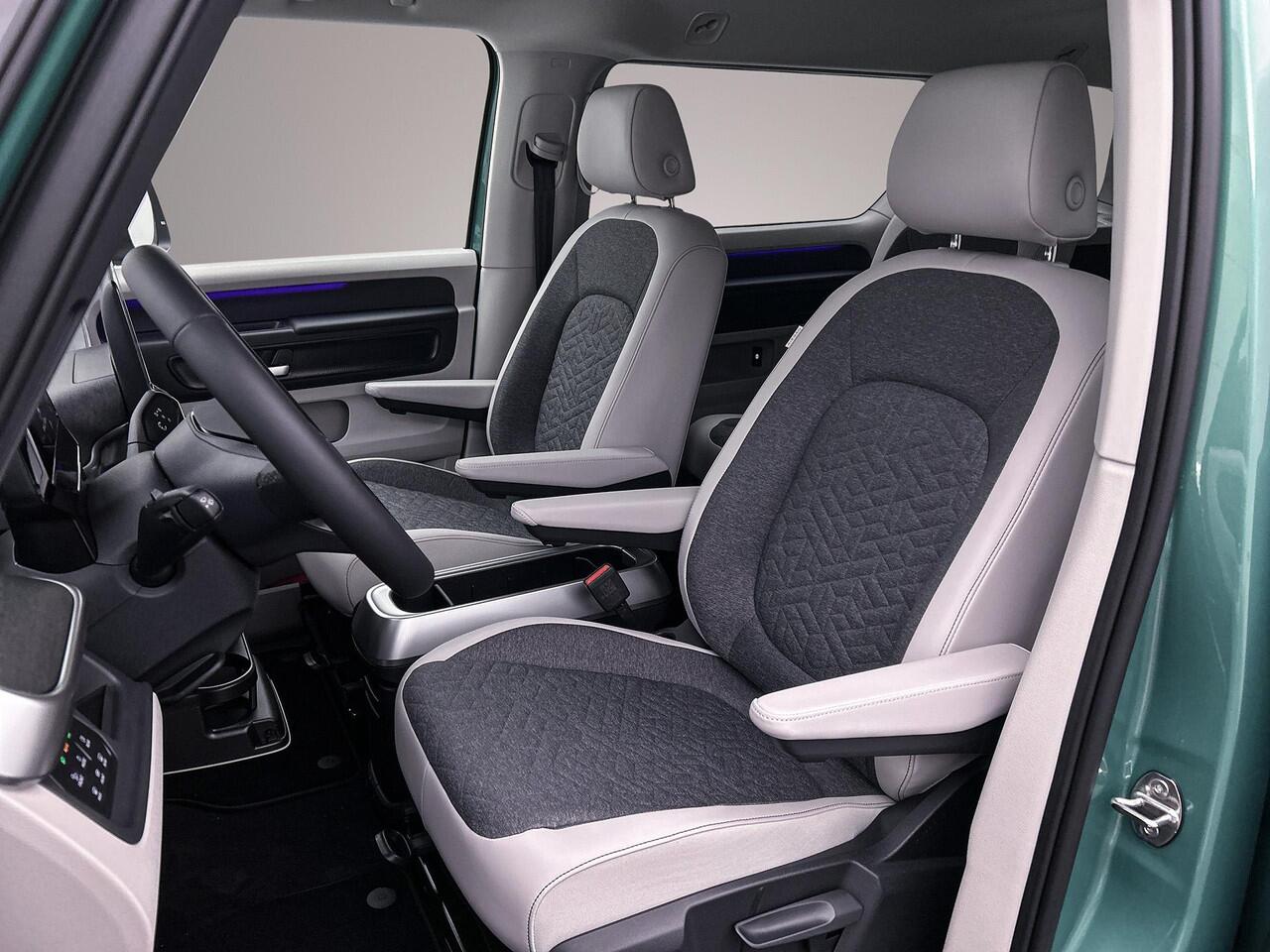 Volkswagen ID. Buzz Pro Bulli 286pk 86 kWh LWB | NETTO-DEAL RIJKLAAR (incl BTW/BPM) | 6-zits | Adaptieve Cruise Control | Matrix-Led koplampen | 20'' |