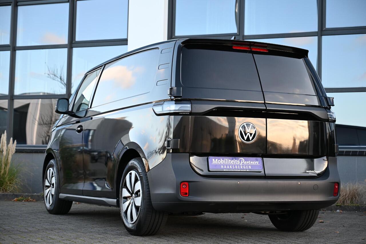 Volkswagen ID. Buzz Cargo 79 kWh 286 PK | Black Edition 79kWh?454km?¤479 P.M.