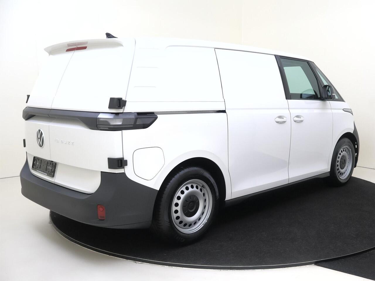 Volkswagen ID. Buzz Cargo Bedrijfswagens Economy Business 125 kW (170 pk) Elektromotor | Voorstoelen verwarmbaar | Bekleding, stof robuust | 360 graden camera | Trekhaak | Assistance pakket plus |