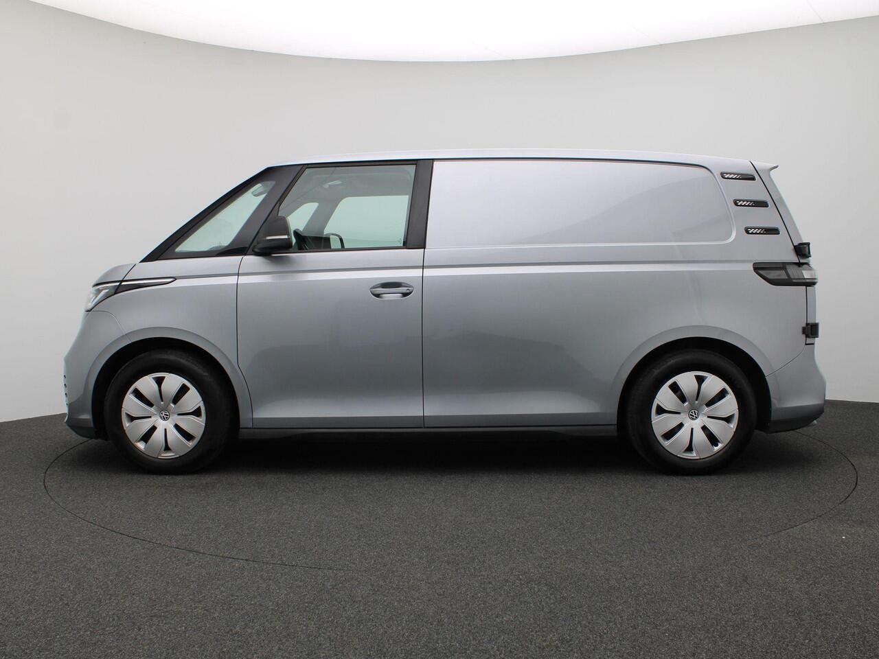 Volkswagen ID. Buzz Cargo Economy Business 77 kWh 204PK Aut. SOH 97%, Thermo King Vriesinstallatie, Travel Assist, PDC voor + achter, Voorruitverwarming, Best.stoel verwarmd, Achterdeuren, Navi via apple carplay/android auto