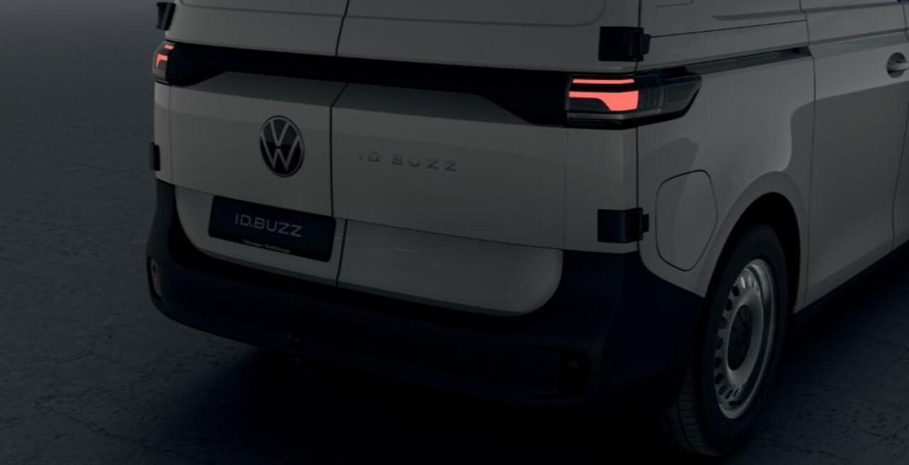 Volkswagen ID. Buzz Cargo Bedrijfswagens Economy Business 210 kW (286 pk) Elektromotor | Voorstoelen verwarmbaar | Bekleding, stof robuust | 360 graden camera | Trekhaak | Assistance pakket plus |