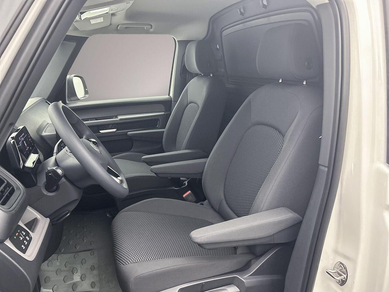 Volkswagen ID. Buzz Cargo Cargo 286pk 79 kWh > Netto-ACTIE-Prijs; bij koop of leasen via HK / excl. kosten rijklaarmaken < | Stoelverwarming | ACC | Achteruitrijcamera | Apple Carplay / Android Auto |