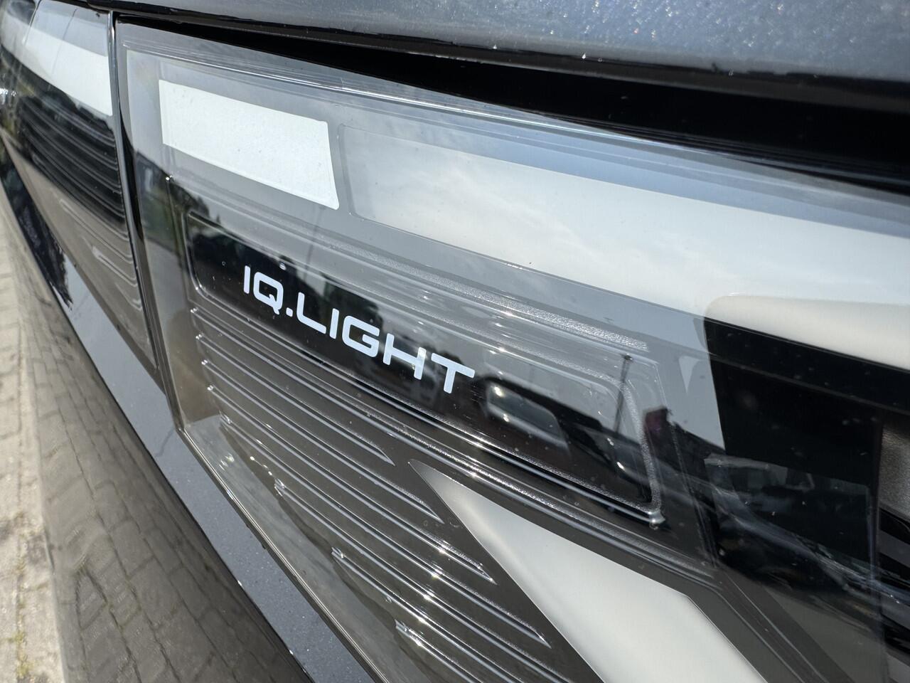 Volkswagen ID. Buzz Cargo LEASE EDITION **850EU per maand!** 79 kWh 286 PK | Trekhaak | 3 Zits | App Connect | Camera