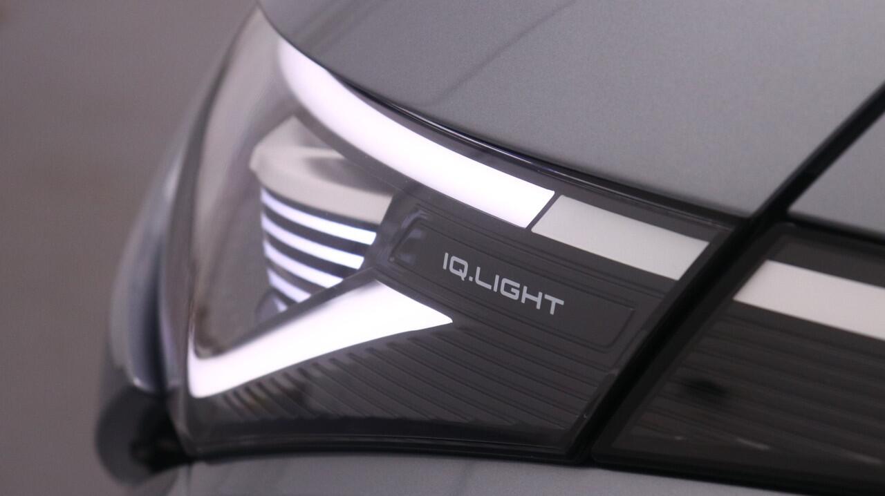 Volkswagen ID. Buzz Cargo L1H1 79kWh 286pk RWD Bulli-edition /Demonstratieauto /Red Line-uitvoering