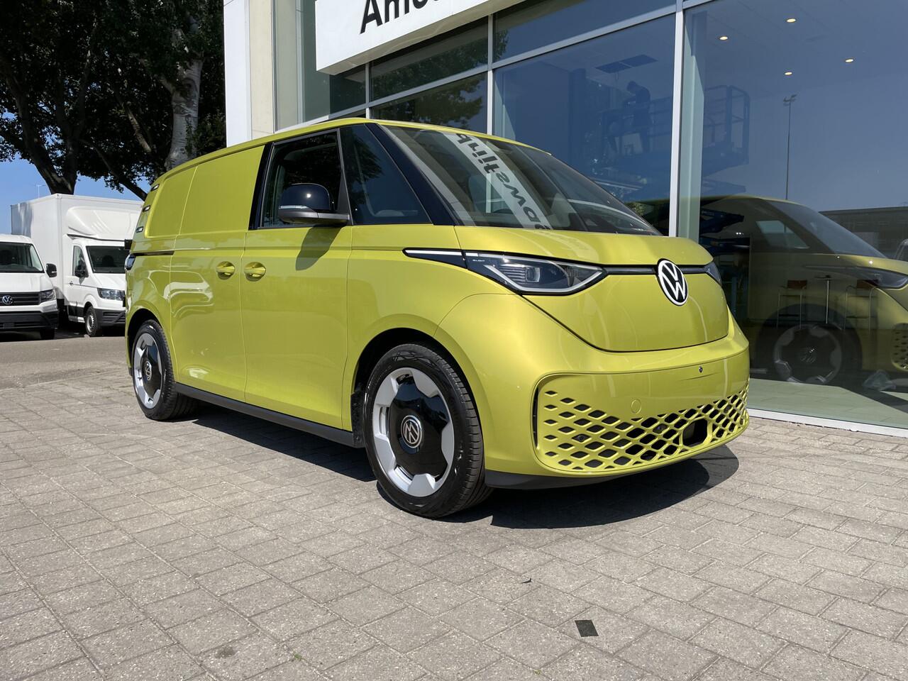 Volkswagen ID. Buzz Cargo Bulli edition 79 kWh Actieprijs! | 360 Camera | App Connect | Trekhaak | 3 Zits