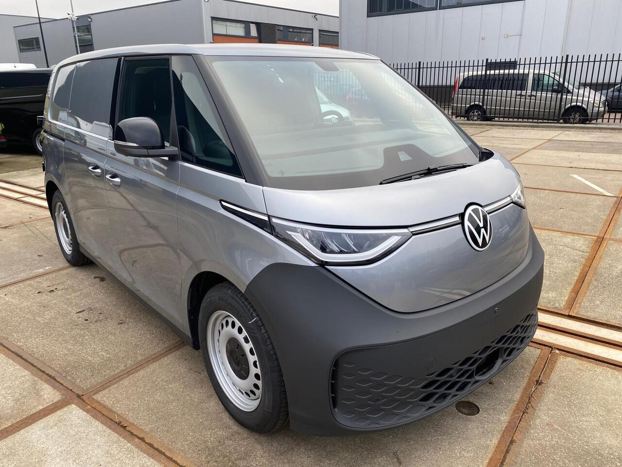 Volkswagen ID. Buzz Cargo Bedrijfswagens Economy Business 125 kW (170 pk) Elektromotor | Voorstoelen verwarmbaar | Bekleding, stof robuust | 360 graden camera | Trekhaak | Assistance pakket plus |