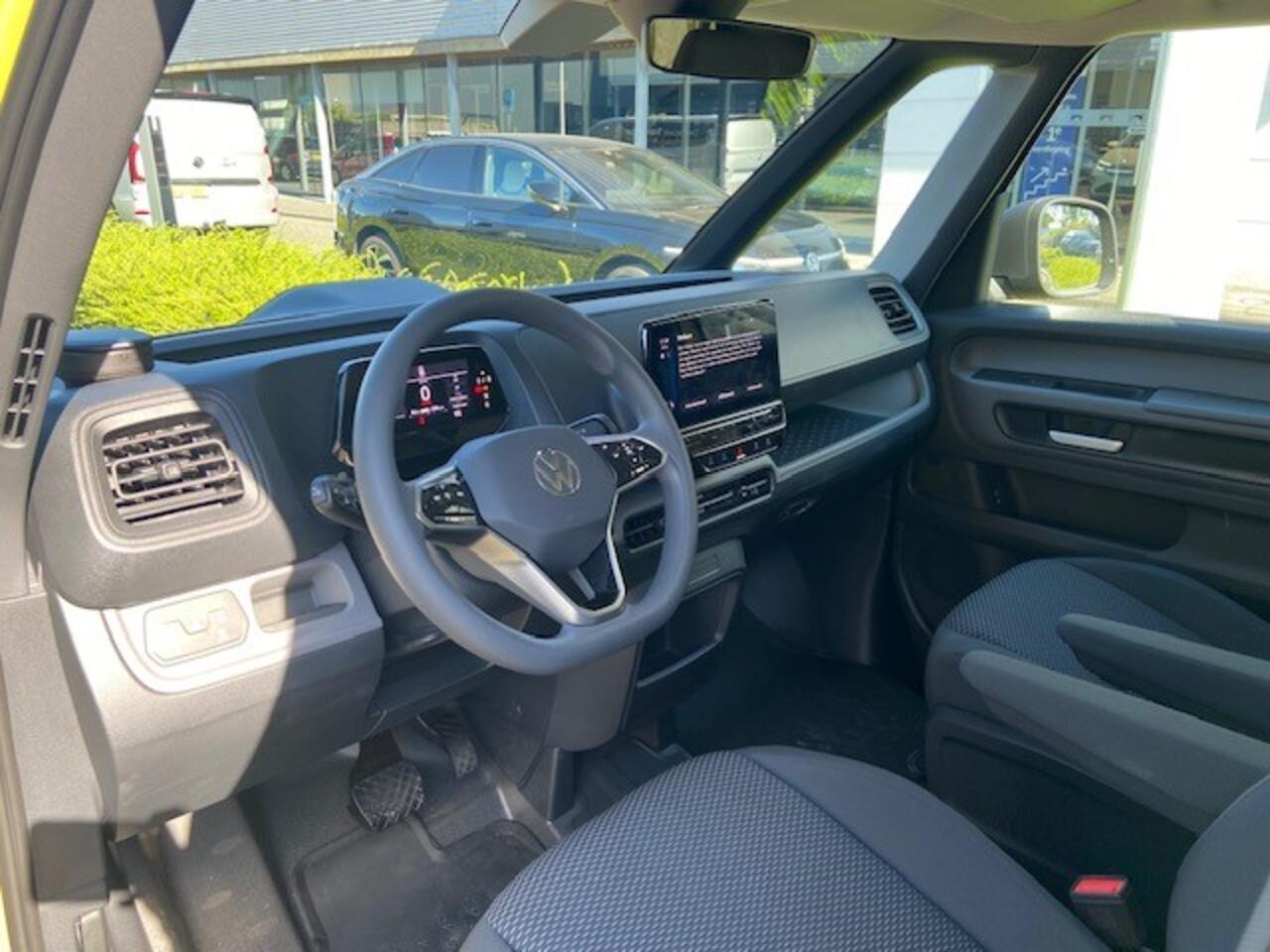 Volkswagen ID. Buzz Cargo 77 kWh / 20 inch zwarte velgen / Carplay / navigatie / camera