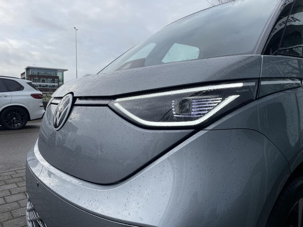 Volkswagen ID. Buzz Cargo Anniversary Edition 340PK | 4MOTION | 360 graden camera | 3 Zits | Achterdeuren | Trekhaak