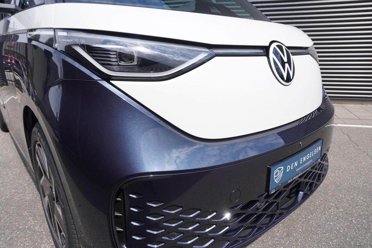 Volkswagen ID. Buzz Cargo ID. Buzz Cargo 340 pk 4-Motion, Anniversary Edition, Achteruitrijcamera, Comfortstoelen met armleuning, Navigatie, Achterdeuren zonder ruit, Trekhaak, Warmtepomp, Schuifdeur rechts en links