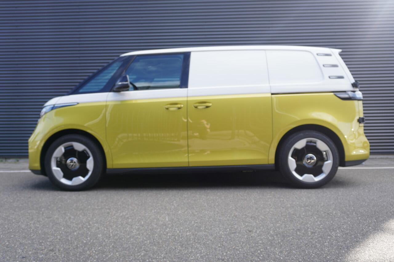 Volkswagen ID. Buzz Cargo ID. Buzz Cargo 340 pk 4-Motion, Anniversary Edition, Achteruitrijcamera, Comfortstoelen met armleuning, Navigatie, Achterdeuren zonder ruit, Trekhaak, Warmtepomp, Schuifdeur rechts en links