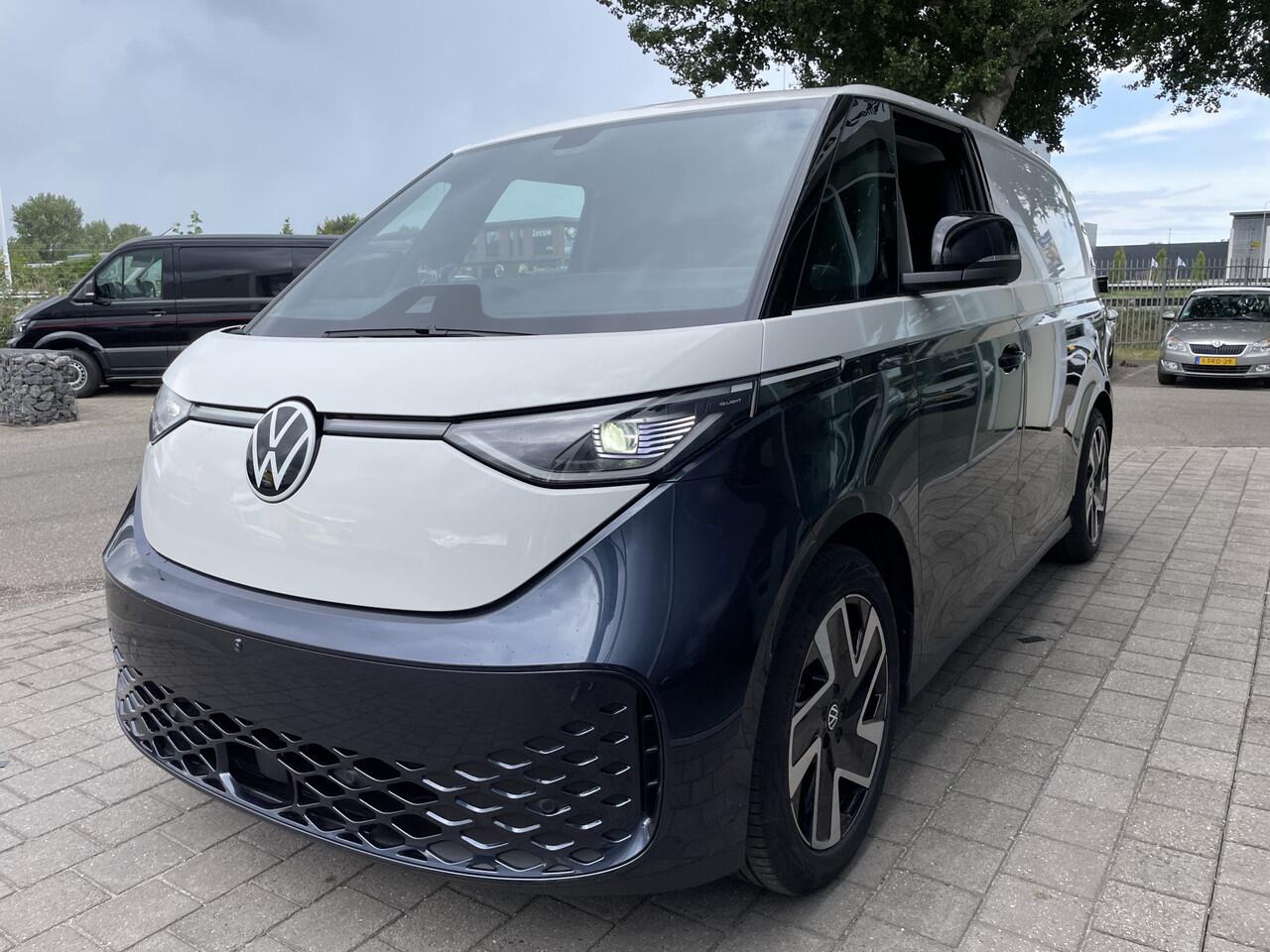 Volkswagen ID. Buzz Cargo Anniversary Edition 79 kWh 4MOTION 340 PK | Trekhaak 1.800KG trekken | 360 graden camera | Achterdeuren